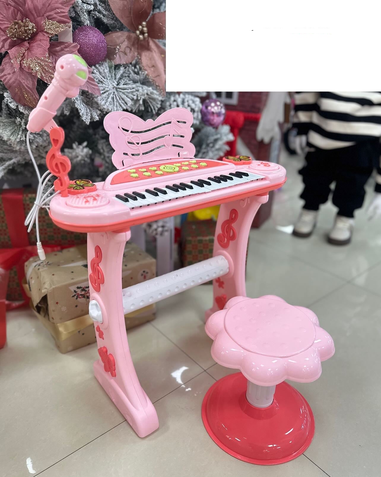 Musical Electric Organ (Piano with chair)
